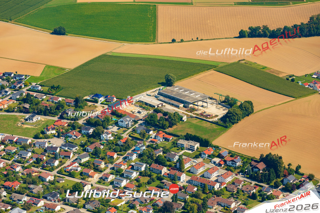 Luftaufnahme von  Ruhstorf an der Rott - Die Luftaufnahme wurde 2025 vom UL-Flugzeug heraus erstellt ( keine Drohne ) - Hochauflösende Luftaufnahme - für professionelle Ausdrucke geeignet. Die Geschenkidee !Mit Lizenz und Bildrechte bestellbar