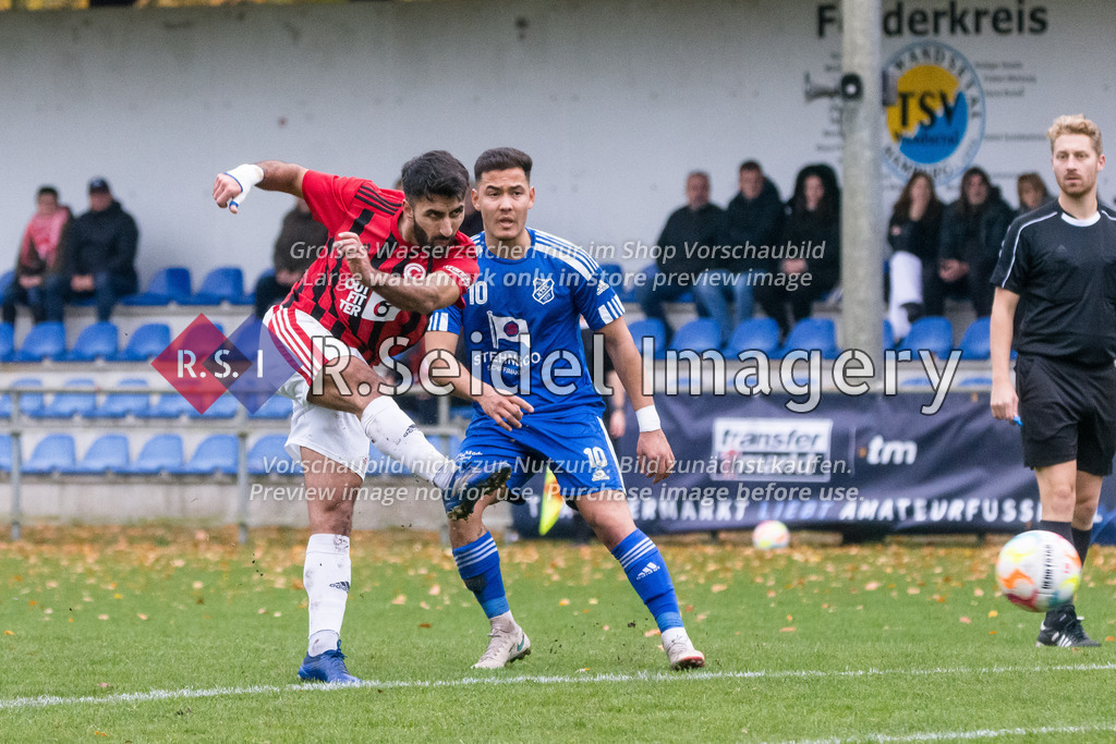 Fußball, Saison 2022/23, Oberliga Hamburg, WTSV Concordia Hamburg - Niendorfer TSV, Sportpark Hinschenfelde (Hamburg), 13.11.2022, 19. Spieltag | Hamed Mokhlis (#7, Concordia), Hassan Zarei (#10, NTSV)