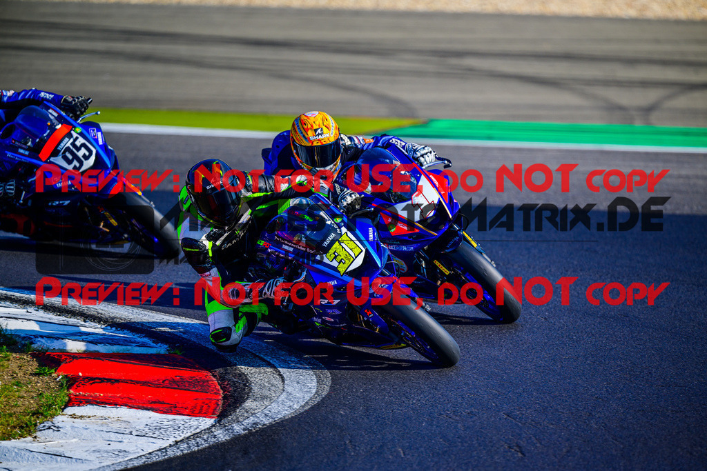 MaZZes_FotoMatrix_240901_6007705_9765 | R7