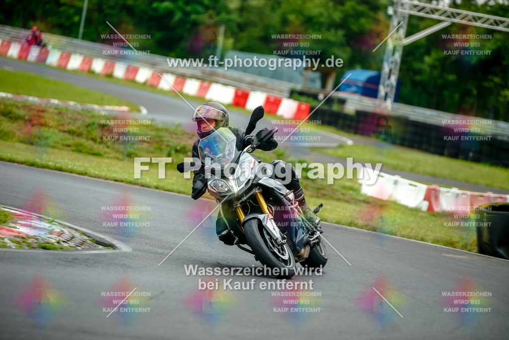 VBK-3856 | Hier findet Ihr Bilder von Touristenfahrten auf der Nürburgring Nordschleife oder von anderen Veranstaltungen die ich besucht habe. Viel Spass beim Durch Schauen 