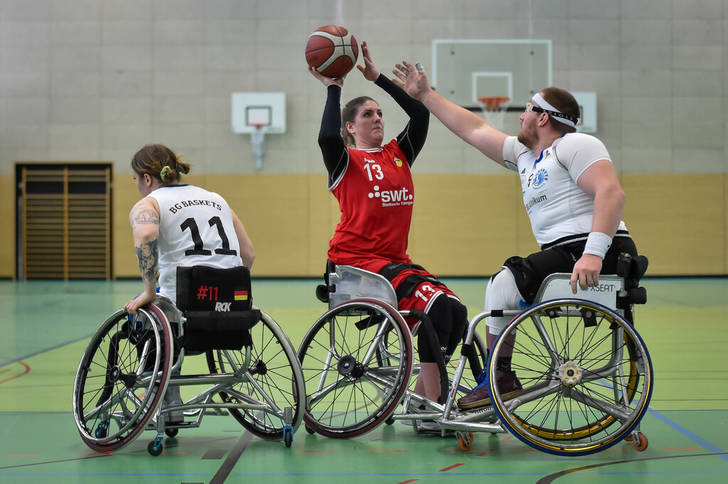 2024-03-17-0250 | #, RSKV Tübingen vs. BG Baskets Hamburg, Rollstuhlbasketball 2. Bundesliga, Saison 2023/24, 17.03.2024
Foto: Ralph Kunze - Realisiert mit Pictrs.com