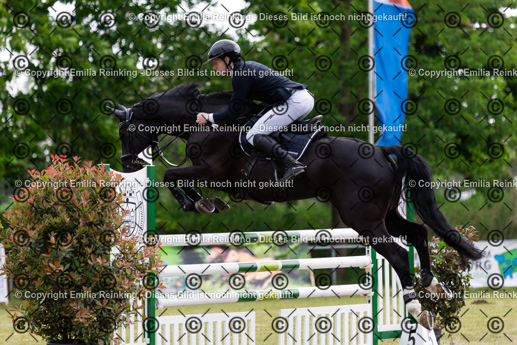 CL5A8315 | Emilia Reinking Fotografie - Realisiert mit Pictrs.com