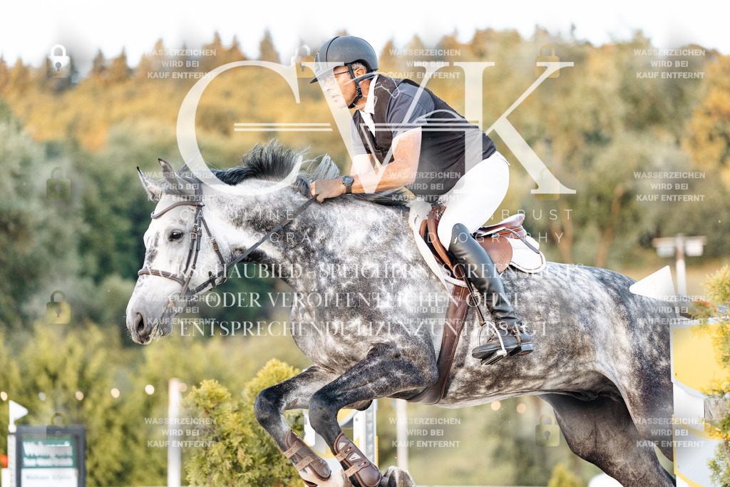 CK901367 | Turnierfotografie Pferdefotografie Trier Rheinland-Pfalz Pferdesport Reitsport Tierfotografie Sportfotografie Pferdevideo Pferdevideografie Equestrianvideography equestrianphotography  - Realisiert mit Pictrs.com