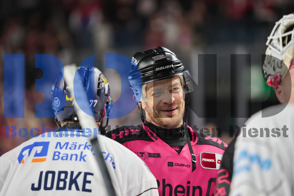 SES_KOLISE20251012-71 | bond - Realisiert mit Pictrs.com