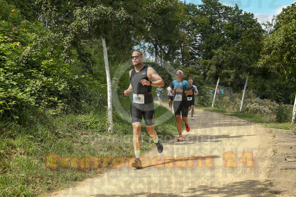 250824_1414_EX1_5494 | Sportfotografie im Rhein-Sieg Kreis, Köln, Bonn, NRW, Rheinland Pfalz, Hessen, etc. Unser Tätigkeitsfeld umfasst den Laufsport vom Volkslauf über den Marathon, Duathlon, Triathon bis zum Ultralauf wie Kölnpfad Ultra oder Schindertrail.