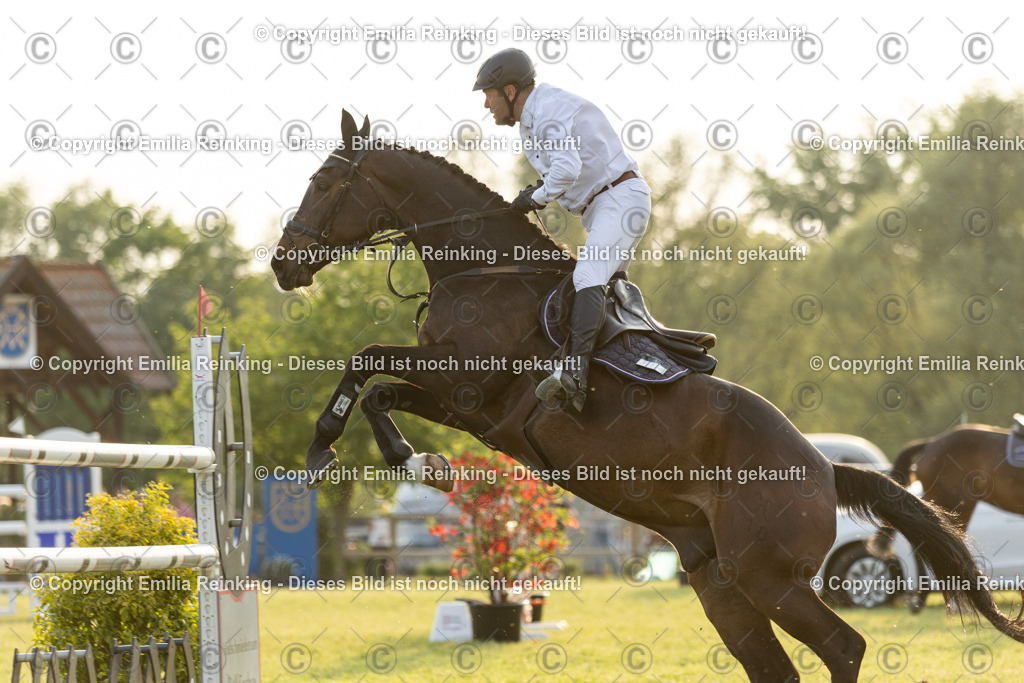 CL5A1493 | Emilia Reinking Fotografie - Realisiert mit Pictrs.com