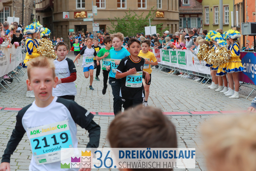 AOK Junior Cup 400m | 3Königslauf 2022 AOK Junior Cup 400m - Realisiert mit Pictrs.com