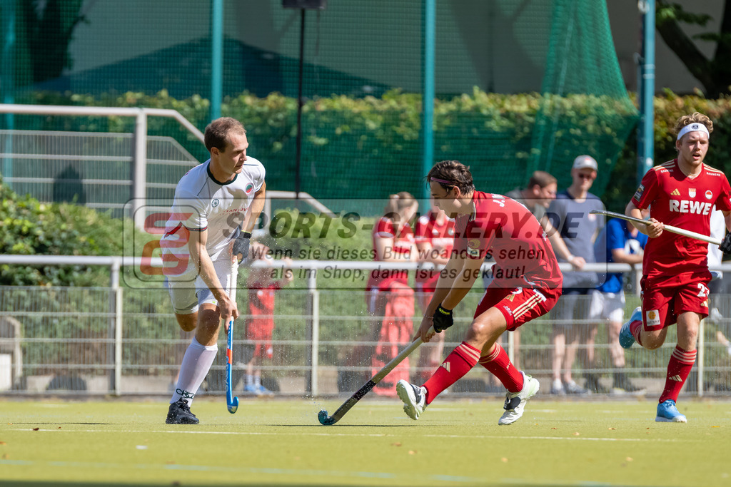 HK_20240907_105383 | 1. Bundesliga Herren RW Köln - Crefelder HTC am 7.9.2024 RW Köln, Köln , Linus Michler ( Crefelder HTC #7 ) , Justus Warberg ( Rot-Weiss Köln #5 )
