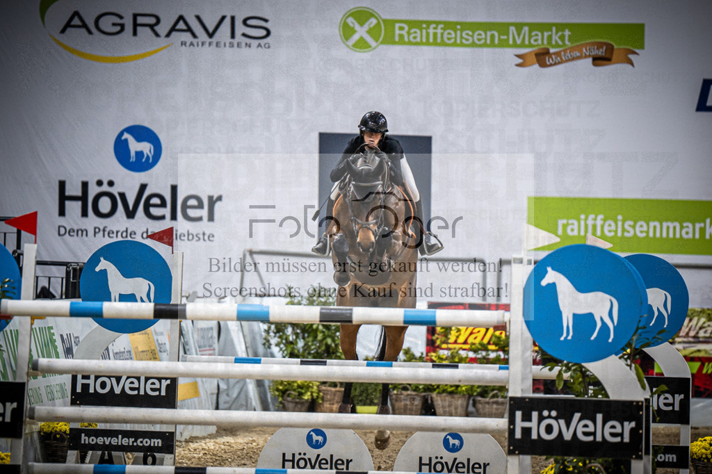 DOS_1658 | Entdecke hochwertige Reitturnierfotos von Foto Oger. Professionell, emotional und authentisch – jetzt Lieblingsmomente im Shop bestellen.Deutschlandweite Turnierfotografie. - Realisiert mit Pictrs.com