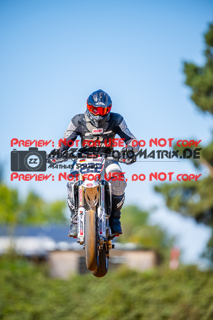 MaZZes_FotoMatrix_230916_1408 | S4