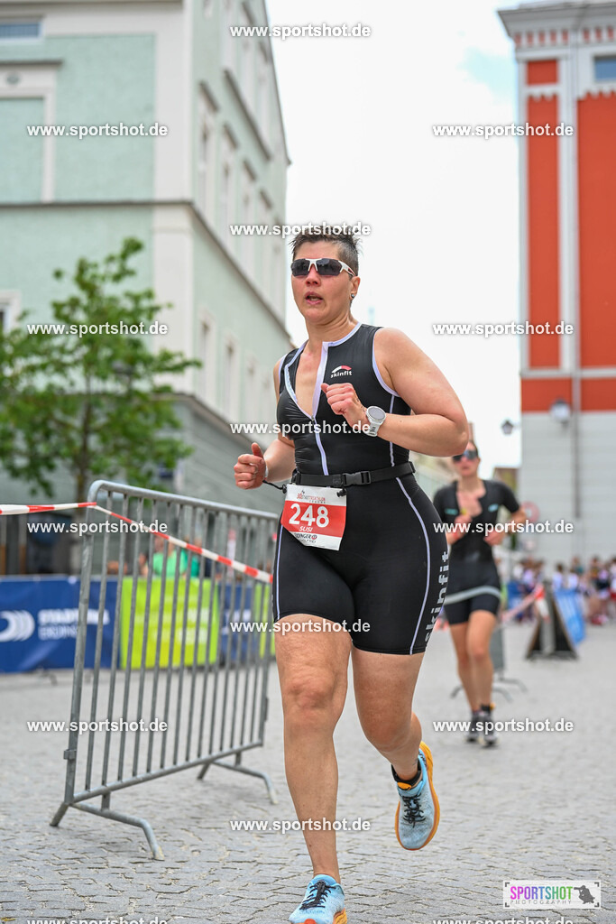 SZI_8162 | Stadttriathlon Erding 2025. #yourpictrs #sportshot_your_pictrs @Sportshotphotography #stadttriathlonerding Copyright: www.sportshot.de