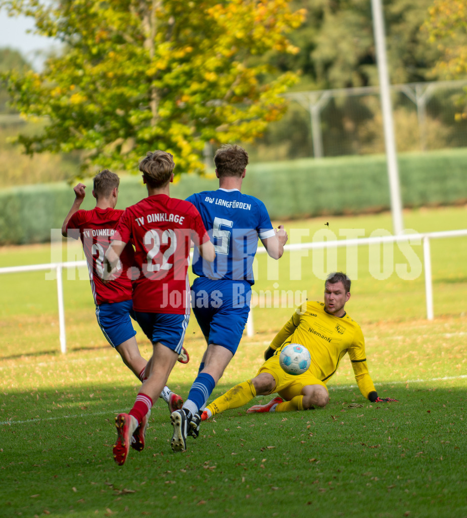 BWL_2211 | jns.sportfotos - Realisiert mit Pictrs.com