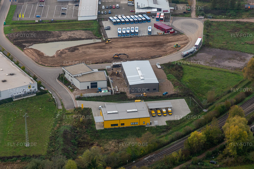 Luftbild: Gewerbegebiet Lauterburger Straße in Kandel im Bundesland Rheinland-Pfalz in Deutschland. Foto: IMG_135196.jpg vom 06.11.2022 durch Werner Riehm/FLY-FOTO.de