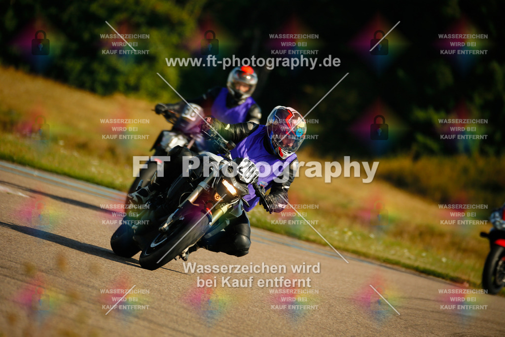 _MOT5686 | Hier findet Ihr Bilder von Touristenfahrten auf der Nürburgring Nordschleife oder von anderen Veranstaltungen die ich besucht habe. Viel Spass beim Durch Schauen 