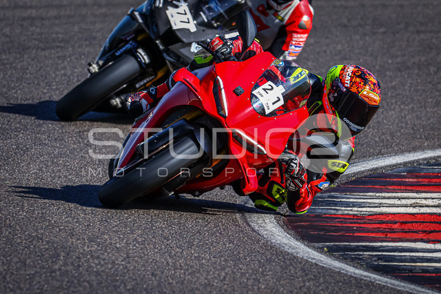 0021-260527NBR-006_21 | Deine Full-Service-Agentur für ✔️Videoproduktionen und ✔️Motorsportfotografie Jetzt Angebot anfragen!