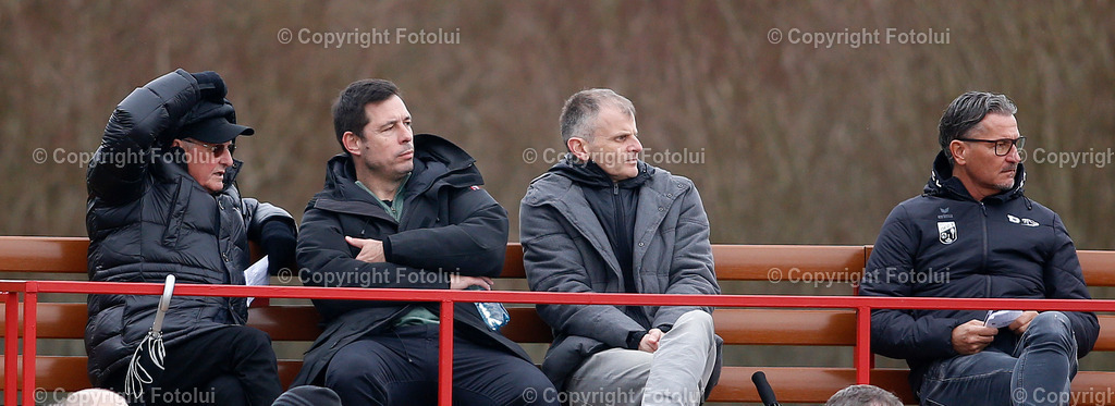 A_LUI_01042023_46 | SPORT,FUSSBALL ,LT1 OOELIGA ASKOE OEDT-UNION EDELWEISS LINZ 01.04.2023 IM BILD:V.L.FRANZ GRAD RADOVAN VUJANONOVIC ALEXANDER GABRIEL UND SPORTDIREKTOR GERALD BAUMGARTNER   FOTO:FOTOLUI