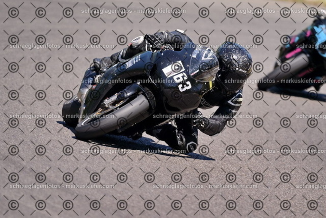 26bt04-0884 | markuskiefer.com - Realisiert mit Pictrs.com