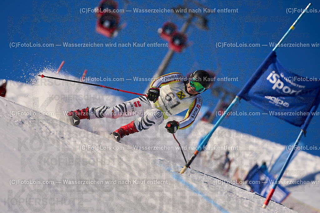 ALP2827_MASTERS-Cup_GS-B Herrn_Tripp Bernhard | (C)FotoLois.com, Alois Spandl. FIS Masters-Cup Wildschönau, Giant Slalom auf der Piste Schatzberg GS, Siegerehrung auf dem Dorfplatz Niederau, Sa 13. Januar 2024.