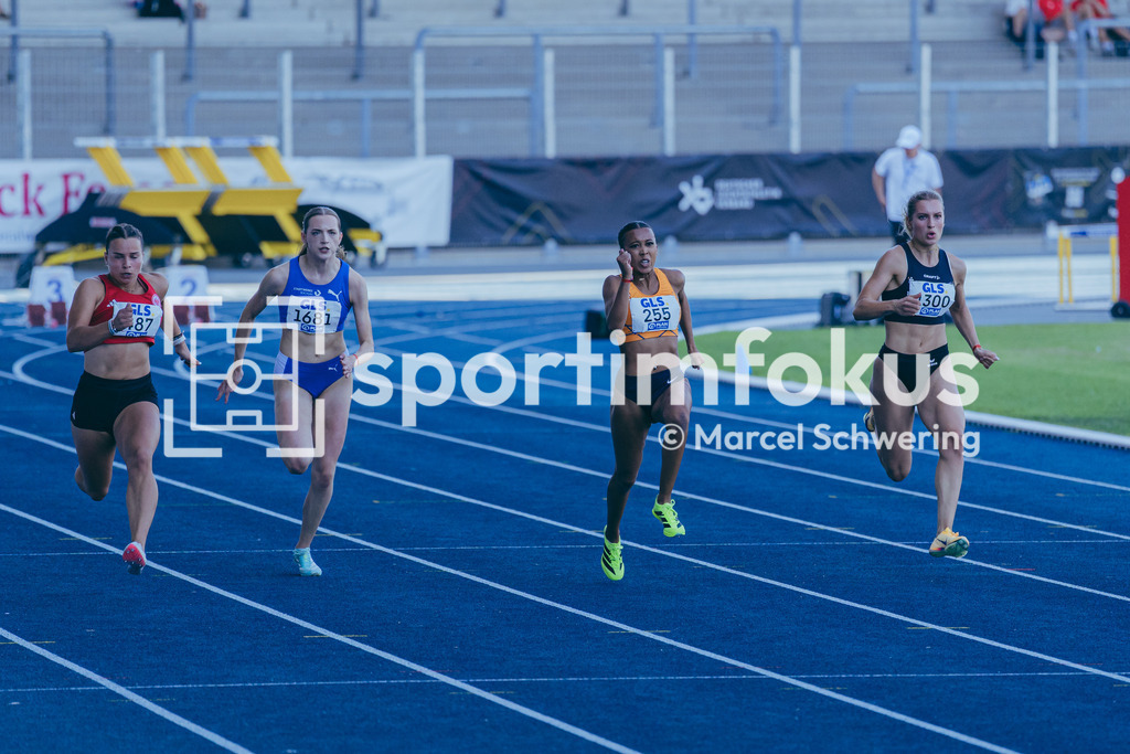 Deutsche Meisterschaften U20 / U16 2026 | Helena Allegra Bendig, TuS Lichterfelde, 255, 100-Meter-Lauf, Halbfinale, Deutsche Meisterschaften der U20 &amp; U16 2026, Lohrheidestadion Bochum-Wattenscheid, 11.07.2026. Foto: Marcel Schwering / sportimfokus - Realisiert mit Pictrs.com