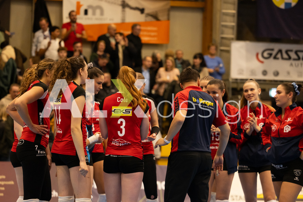 Volleyball I Frauen I Saison 2025-2026 I CEV Volleyball Challenge Cup 2026 | Women I 16th Finals I VC Kanti Schaffhausen - TJ Ostrava I 03.12.2025 | Hochwertige Sportfotos kaufen & lizenzieren für Medien, Vereine, Agenturen & Sportler:innen. Entdecke professionelle Sportfotografie im Bildshop von Alexander Franzen. - Realisiert mit Pictrs.com