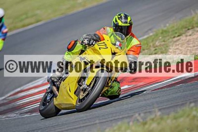 spof0387 | Professionelle Fotos von Sportveranstaltungen, aber auch Hochzeiten und anderen Events. - Realisiert mit Pictrs.com