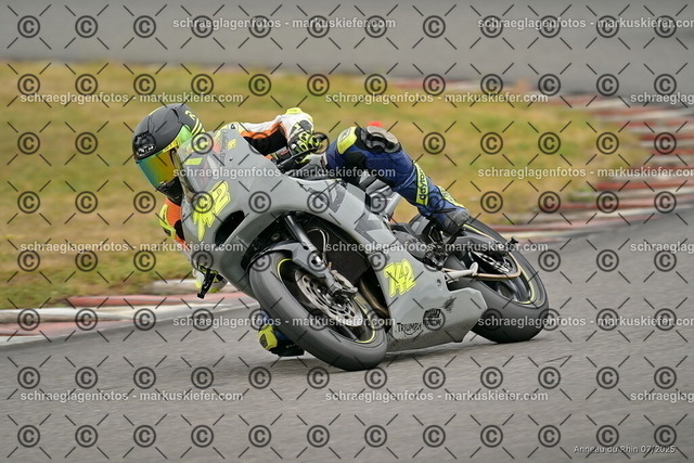 25bt05-1465 | markuskiefer.com - Realisiert mit Pictrs.com