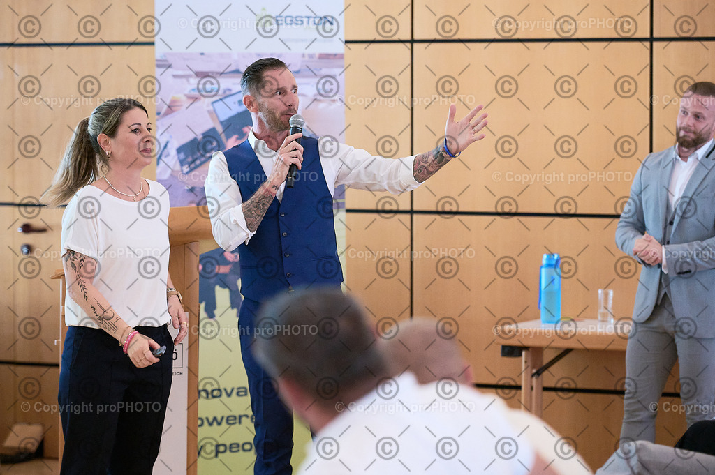 235_202509_EmployerBranding_NZ6_0020 | proPHOTO - Realisiert mit Pictrs.com