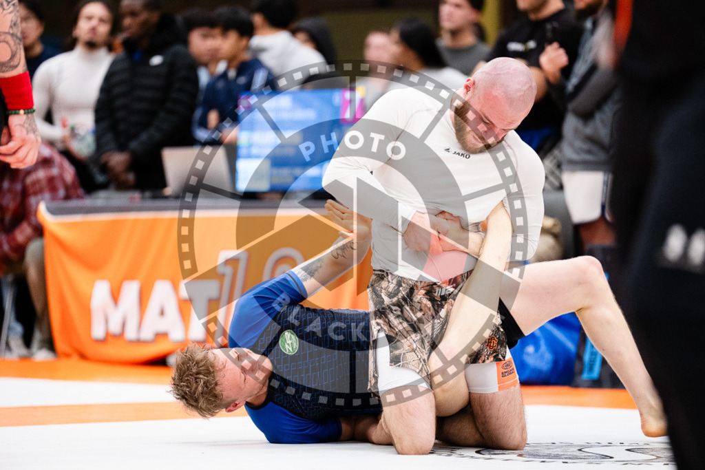 20251122PBB15588 | Athletes compete during the Grappling Industries Berlin Jiu-Jitsu and Grappling Championship, on November 22, 2025 in Berlin, Germany. © photoblackbelt