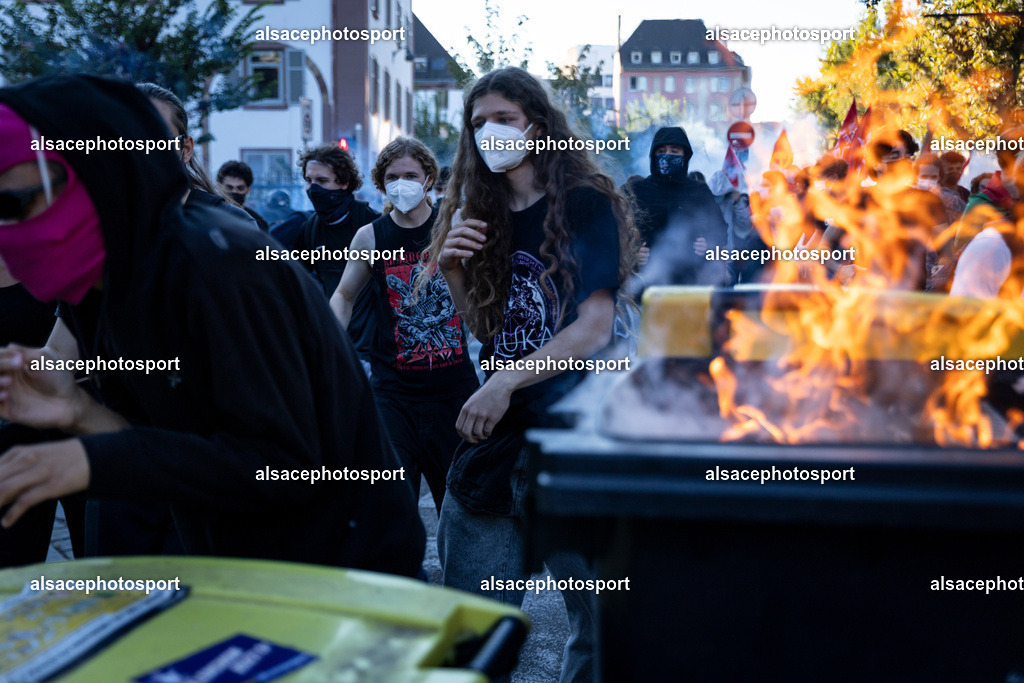 9L6A4481 | manifestation de lycéens à Strasbourg, le 6 octobre 2026, dans le cadre d’un mouvement national de protestation contre les conditions d’apprentissage. - Realisiert mit Pictrs.com