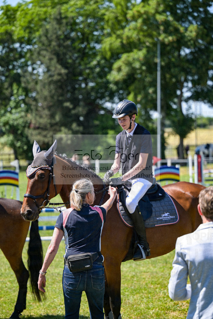 Reitturnier Voxtrup | Entdecke hochwertige Reitturnierfotos von Foto Oger. Professionell, emotional und authentisch – jetzt Lieblingsmomente im Shop bestellen.Deutschlandweite Turnierfotografie. - Realisiert mit Pictrs.com
