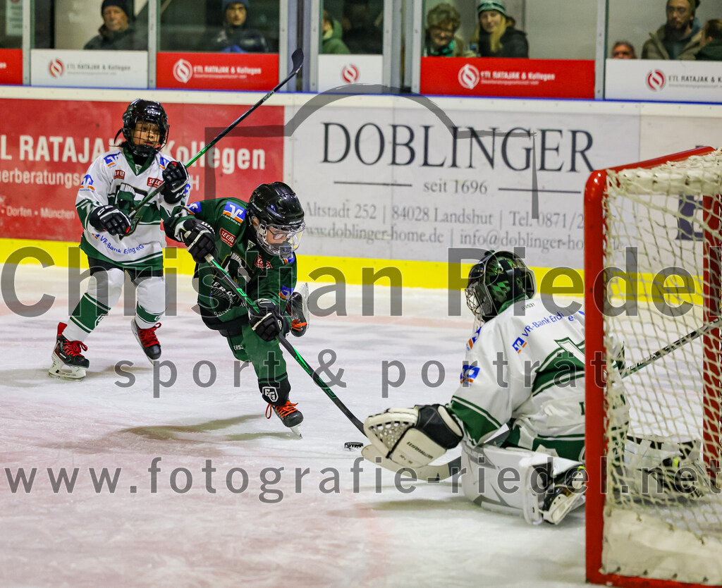 2025-11-02_081_TSV_Erding_gegen_EV_Fuessen | Erding, Deutschland, 02.11.2025:Eishockey, Oberliga Süd 2025 / 2026, 15. Spieltag, TSV Erding gegen EV Füssen, Endergebnis: 2:6Foto: Christian Riedel / fotografie-riedel.net
