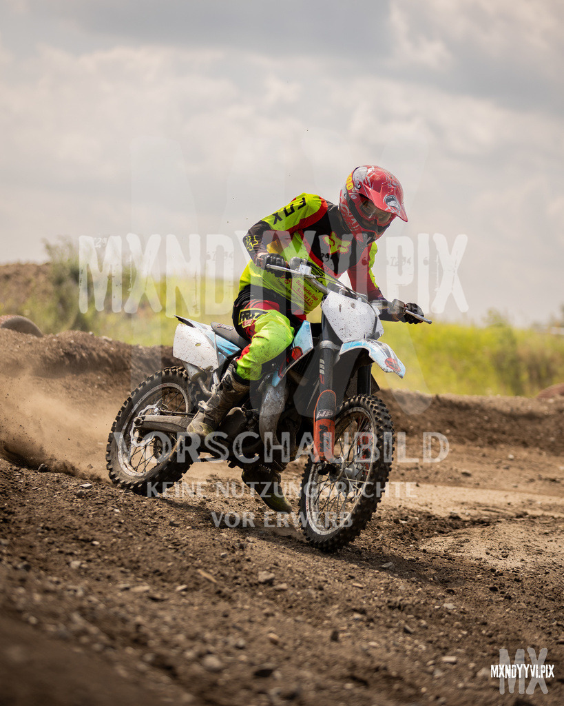 866A1912 | mxndyyvipix