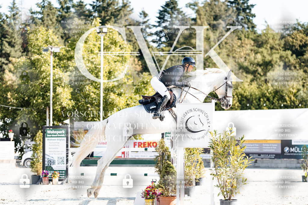CK901577 | Turnierfotografie Pferdefotografie Trier Rheinland-Pfalz Pferdesport Reitsport Tierfotografie Sportfotografie Pferdevideo Pferdevideografie Equestrianvideography equestrianphotography  - Realisiert mit Pictrs.com