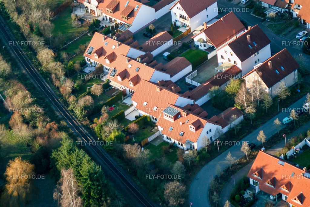 Kandel Stadtnahes Wohnen | Luftbild: Kandel Stadtnahes Wohnen in Kandel im Bundesland Rheinland-Pfalz in Deutschland. Foto: IMG_0441.jpg vom 10.12.2005 durch Werner Riehm/FLY-FOTO.de - Realisiert mit Pictrs.com