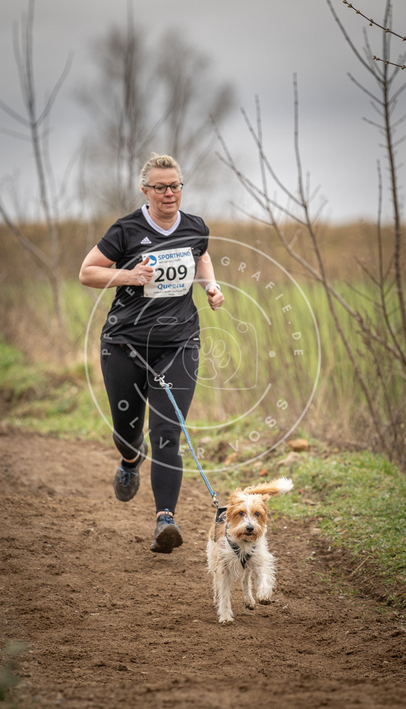 DV3A2606 | Hundefotografie, Tierfotograf, Pfotenfotografie, Fotoshooting Hund, Hunde Portrait, Hundesport, Hundeportraits, Heideshooting, Hunde, Sportfotograf, Hundefotograf, Turnierhundsport, THS,  - Realisiert mit Pictrs.com