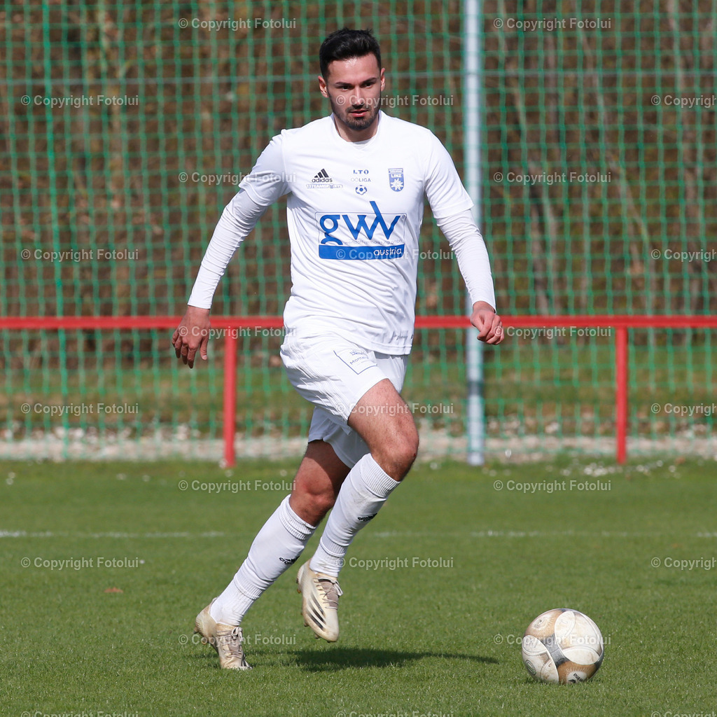 A_LUI_01042023_24 | SPORT,FUSSBALL ,LT1 OOELIGA ASKOE OEDT-UNION EDELWEISS LINZ 01.04.2023 IM BILD: SIMON KANDLER  (EDELWEISS LINZ)  FOTO:FOTOLUI