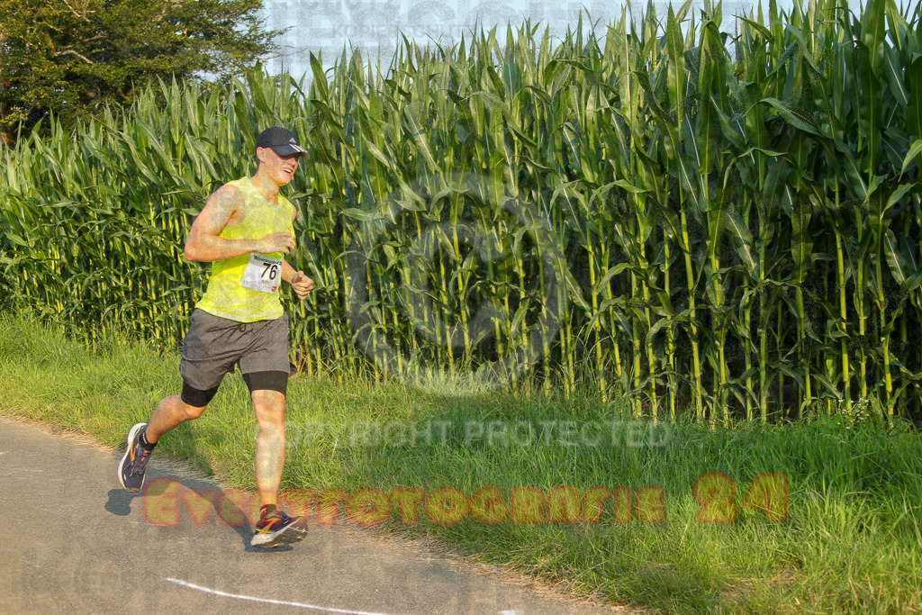240802_1905_EV4_3208 | Sportfotografie im Rhein-Sieg Kreis, Köln, Bonn, NRW, Rheinland Pfalz, Hessen, etc. Unser Tätigkeitsfeld umfasst den Laufsport vom Volkslauf über den Marathon, Duathlon, Triathon bis zum Ultralauf wie Kölnpfad Ultra oder Schindertrail.