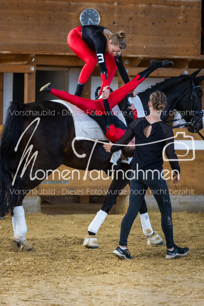 GS-NS-061 | MomenTaufnahmen Pferdesportfotos