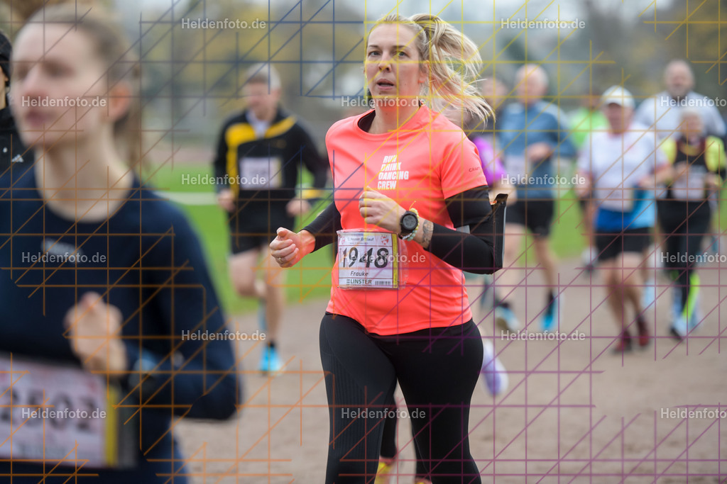 Neusser Erftlauf 2025  | 15km Neusser Erftlauf 2025 Foto: Heldenfoto.de