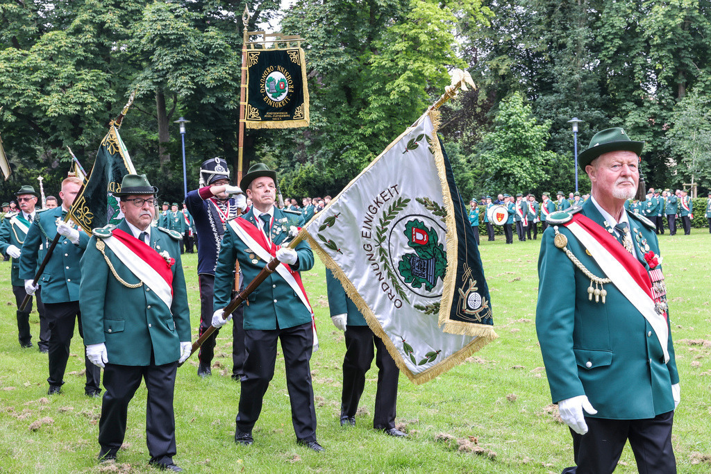 top-top.de 240602-127 | Foto, Video, Fotografie, Videografie, Fotobox, DJ, Discjockey, Musik, Musikbox, Veranstaltung, Photobooth, Amazon, Ebay, Buchtipp, Bestseller, Autor, Verlag, Buch, Wesel, Hamminkeln, NRW, Dinslaken, Rees, Drohne, Hochzeit, Party, Fotobox, Wesel, Fotograf