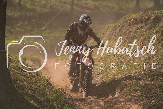 JHF.ECHT.4h.Samstag1734 | jennyhubatsch-endurofotografie