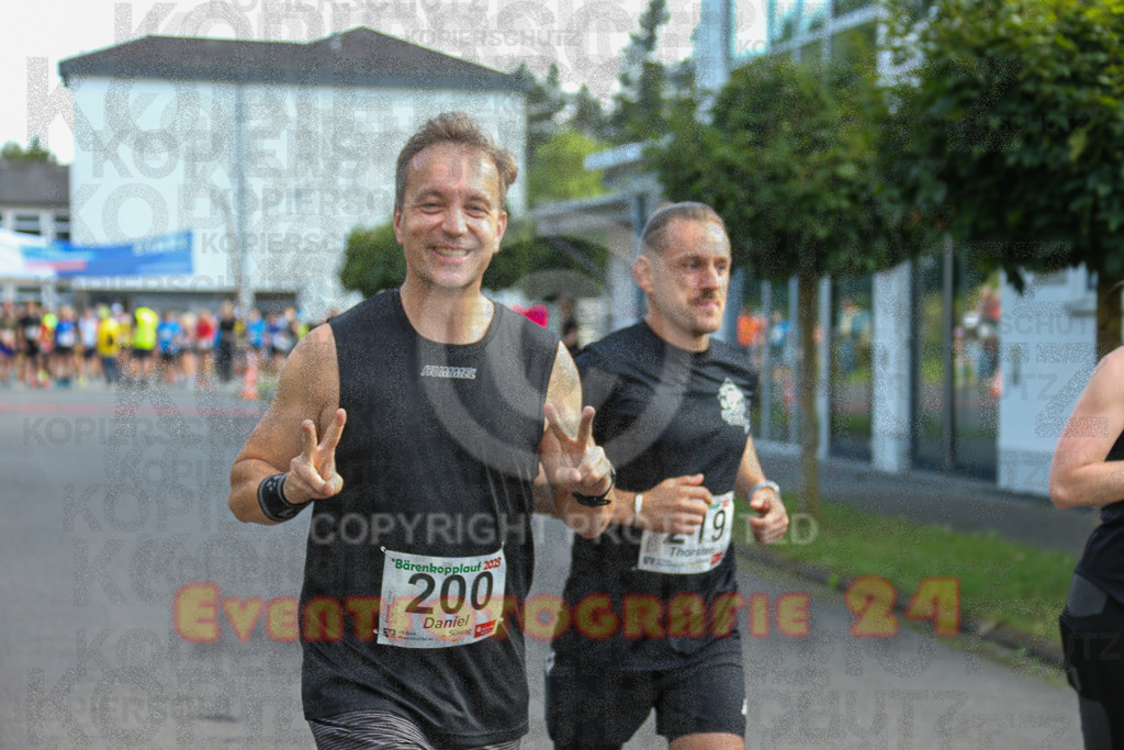 250801_1810_EX1_6448 | Sportfotografie im Rhein-Sieg Kreis, Köln, Bonn, NRW, Rheinland Pfalz, Hessen, etc. Unser Tätigkeitsfeld umfasst den Laufsport vom Volkslauf über den Marathon, Duathlon, Triathon bis zum Ultralauf wie Kölnpfad Ultra oder Schindertrail.