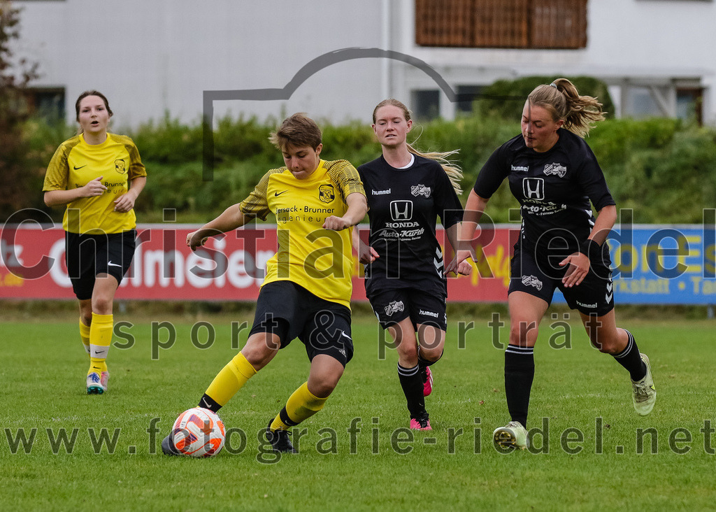 2023-10-08_080_FC_Moosinning_gegen_SG_TSV_St_Wolfgang-FC_Lengdorf | Moosinning, Deutschland, 08.10.2023:
Fußball, Kreisliga 2023 / 2024, 4. Spieltag, FC Moosinning gegen (SG) TSV St.Wolfgang/FC Lengdorf, Endergebnis: 

Foto: Christian Riedel / fotografie-riedel.net