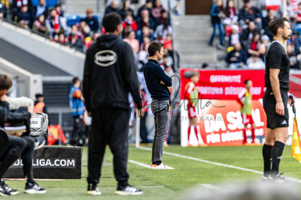 Fortuna Düsseldorf vs. Karlsruher SC | Düsseldorf, 30.04.2023: 2. Bundesliga, 30. Spieltag, Fortuna Düsseldorf gegen Karlsruher SC in der Merkur Arena in Düsseldorf. Foto: sportfotografie.ms | Markus Paletta - Realisiert mit Pictrs.com