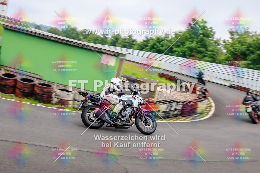 _TCM3080 | Hier findet Ihr Bilder von Touristenfahrten auf der Nürburgring Nordschleife oder von anderen Veranstaltungen die ich besucht habe. Viel Spass beim Durch Schauen 