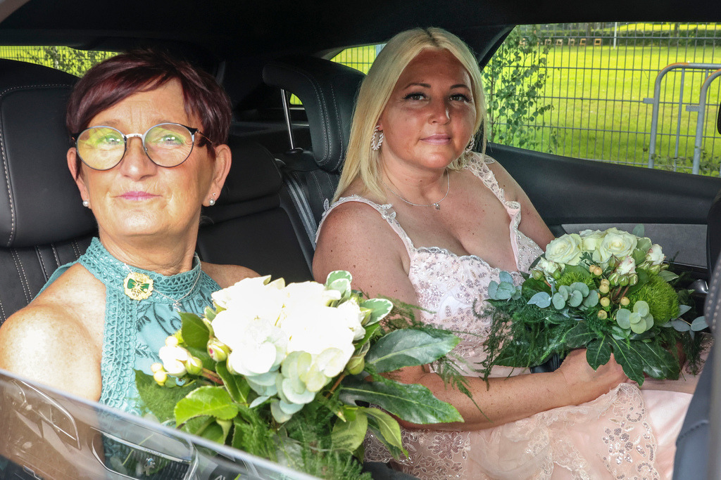 top-top.de 240602-051 | Foto, Video, Fotografie, Videografie, Fotobox, DJ, Discjockey, Musik, Musikbox, Veranstaltung, Photobooth, Amazon, Ebay, Buchtipp, Bestseller, Autor, Verlag, Buch, Wesel, Hamminkeln, NRW, Dinslaken, Rees, Drohne, Hochzeit, Party, Fotobox, Wesel, Fotograf