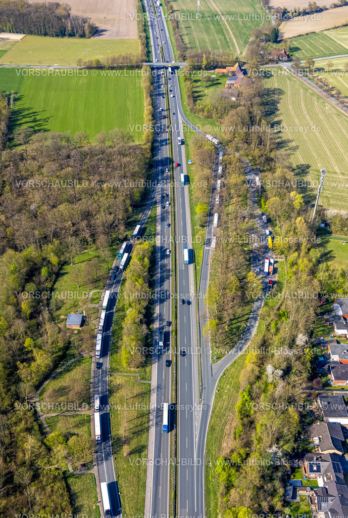 Werne250403139 | Luftbild, Autobahn A1 mit LKW Rastplatz An Der Landwehr und Parkplatz Fuchseggen, Werne, Ruhrgebiet, Nordrhein-Westfalen, Deutschland