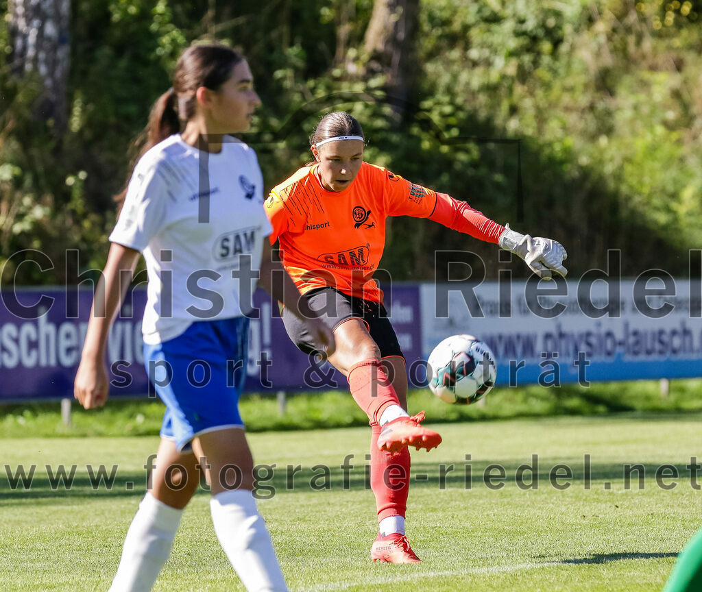2023-09-16_033_FC_Forstern_gegen_VfL_Sindelfingen_Ladies_I | Forstern, Deutschland, 16.09.2023:
Fußball, B-Juniorinnen-Bundesliga Süd 2023 / 2024, 2. Spieltag, FC Forstern gegen VfL Sindelfingen Ladies I, Endergebnis: 4:1

Torfrau Rosanna Schmauder (VfL Sindelfingen Ladies I, #1)

Foto: Christian Riedel / fotografie-riedel.net