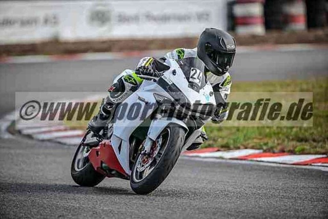 pubi6997 | Professionelle Fotos von Sportveranstaltungen, aber auch Hochzeiten und anderen Events. - Realisiert mit Pictrs.com