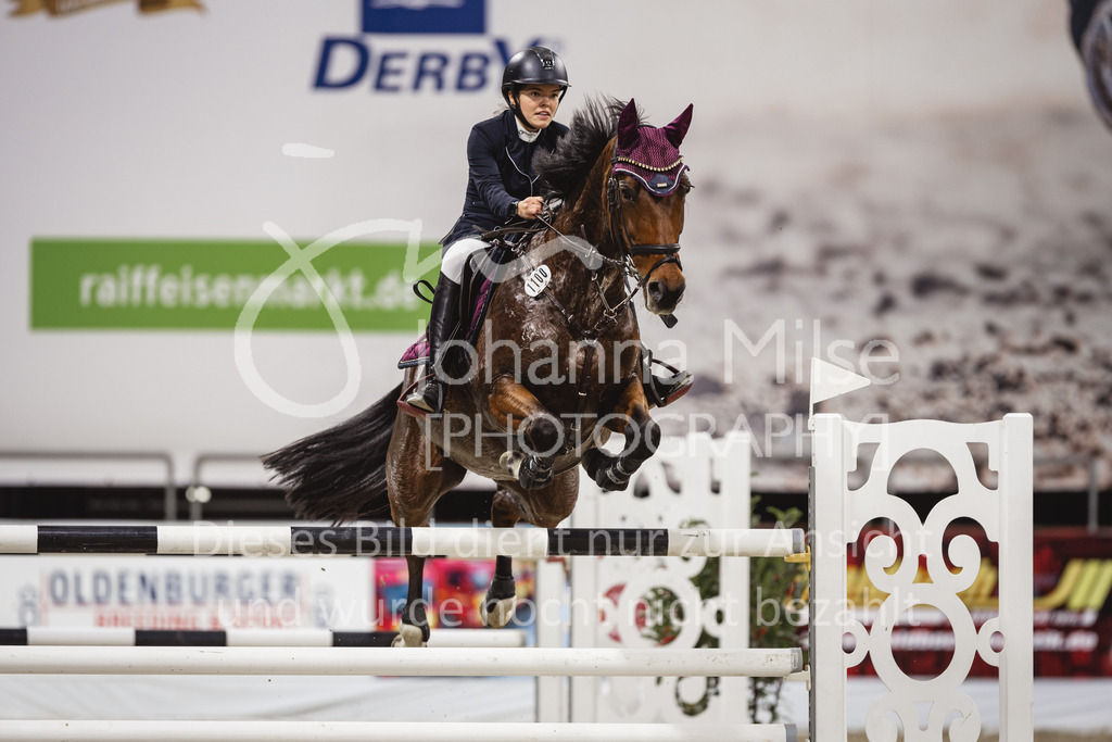 231028_Oldenburg_S1-Spr_Amateure-119 | Deine schönsten Turniermomente als professionelle Fotos! Entdecke hochwertige Pferdesport-Fotografie im Online-Shop. Jetzt Fotos finden & bestellen!